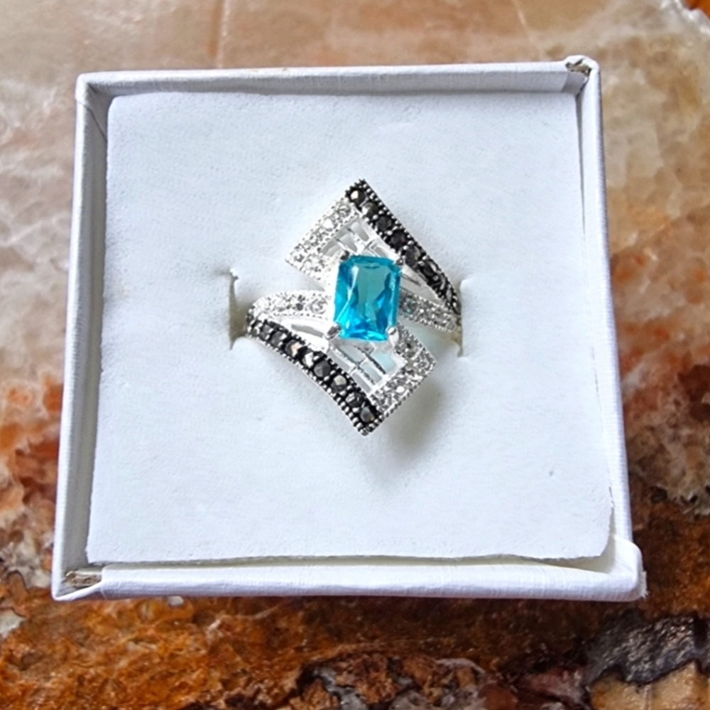 Marcasite & Blue Topaz .925 Sterling Silver Gemstone Ring